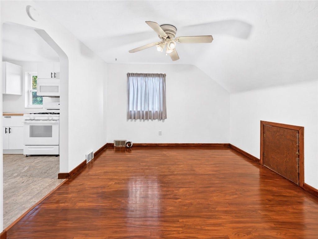 3710 Oakton Rd, Pittsburgh, PA 15227
