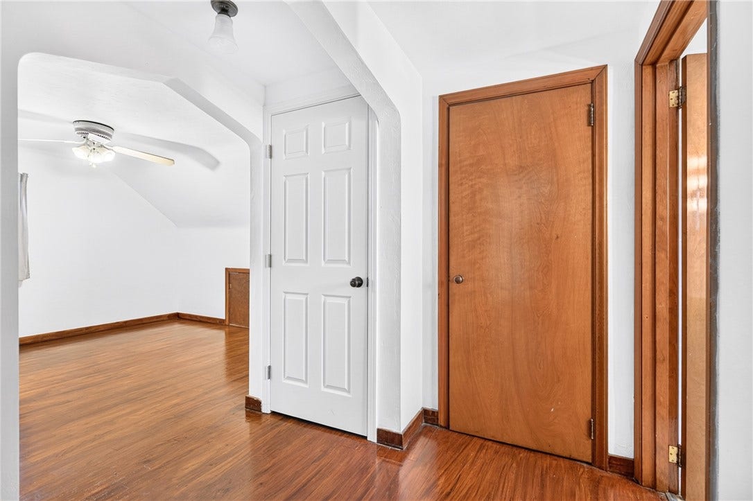 3710 Oakton Rd, Pittsburgh, PA 15227