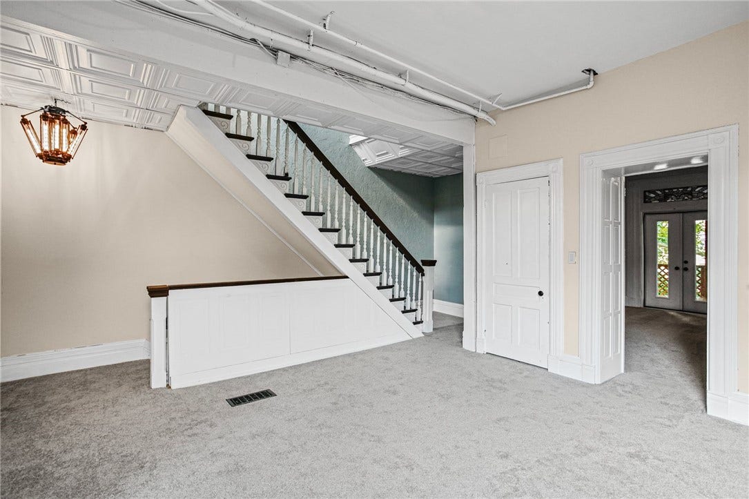 220 S Millvale Avenue, Pittsburgh, PA 15224