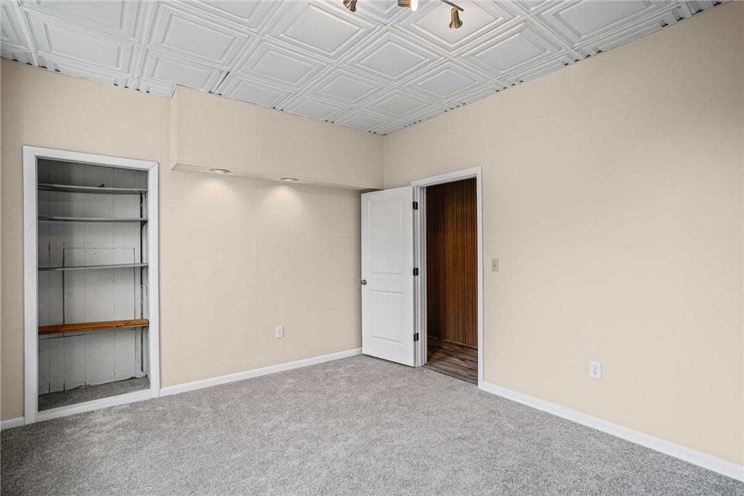 220 S Millvale Avenue, Pittsburgh, PA 15224