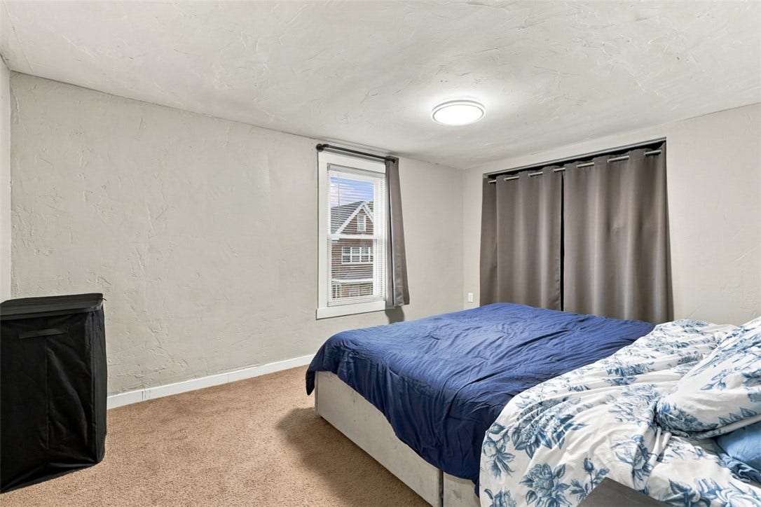 2432 Patterson Street, Pittsburgh, PA 15203 Bedroom