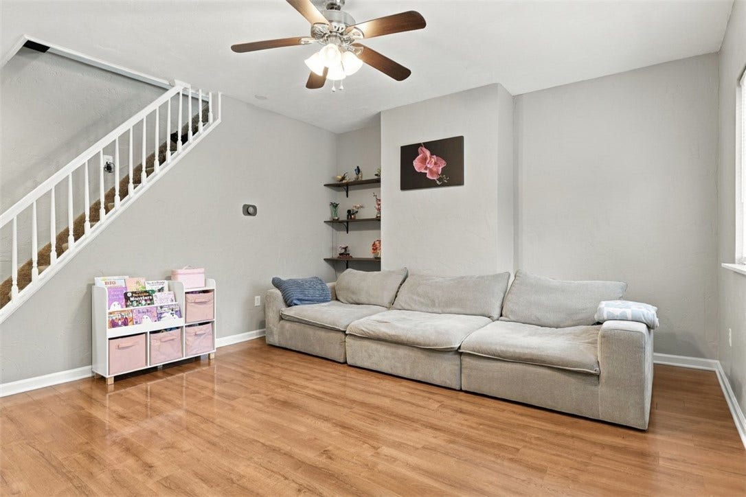 2432 Patterson Street, Pittsburgh, PA 15203 Living Room