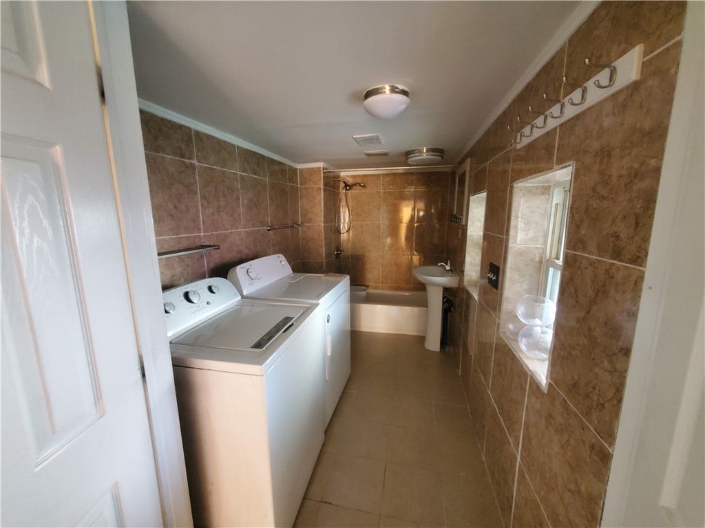 61 S 19th St, Pittsburgh, PA 15203 61 S 19th St, Pittsburgh, PA 15203