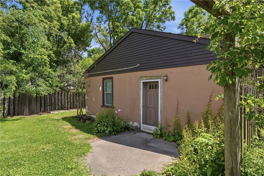 3762 Saxonburg Blvd, Pittsburgh, PA 15238 3762 Saxonburg Blvd, Pittsburgh, PA 15238
