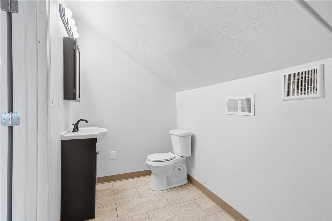 3762 Saxonburg Blvd, Pittsburgh, PA 15238 3762 Saxonburg Blvd, Pittsburgh, PA 15238