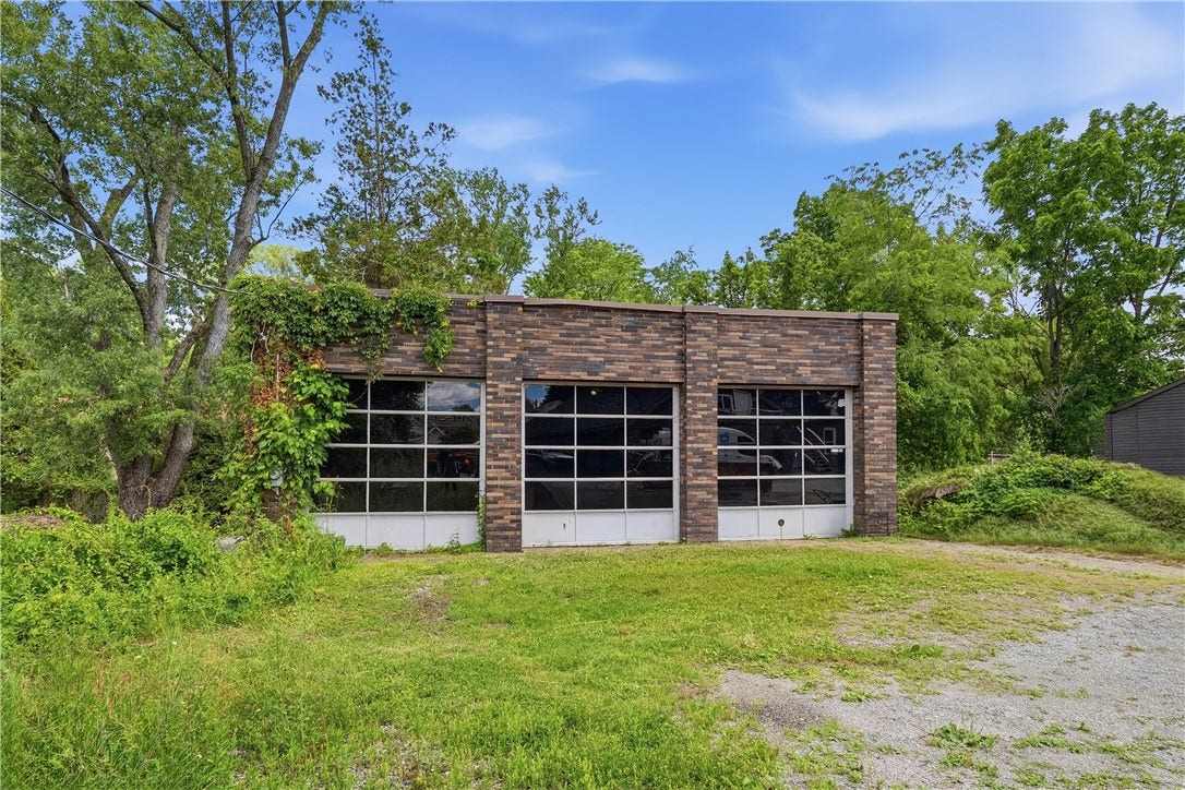 3762 Saxonburg Blvd, Pittsburgh, PA 15238 3762 Saxonburg Blvd, Pittsburgh, PA 15238