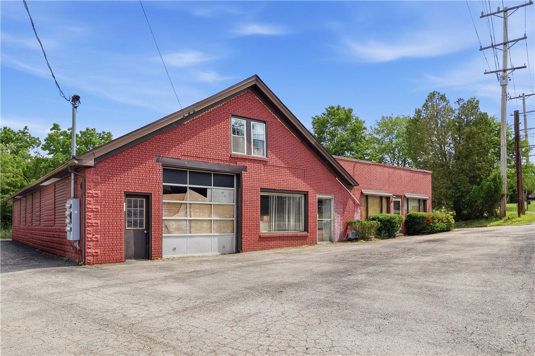 3762 Saxonburg Blvd, Pittsburgh, PA 15238 3762 Saxonburg Blvd, Pittsburgh, PA 15238