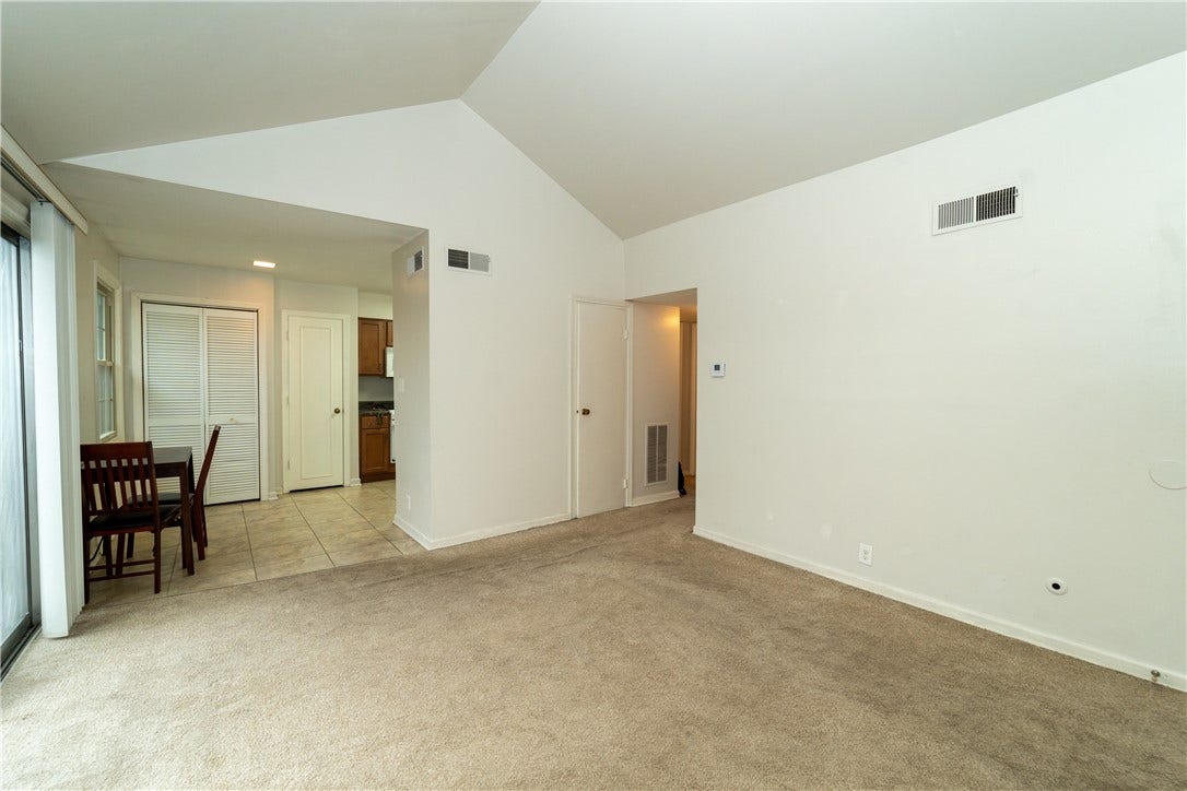 646 Robinwood Dr, #F, Pittsburgh, PA 15216 646 Robinwood Dr, #F, Pittsburgh, PA 15216