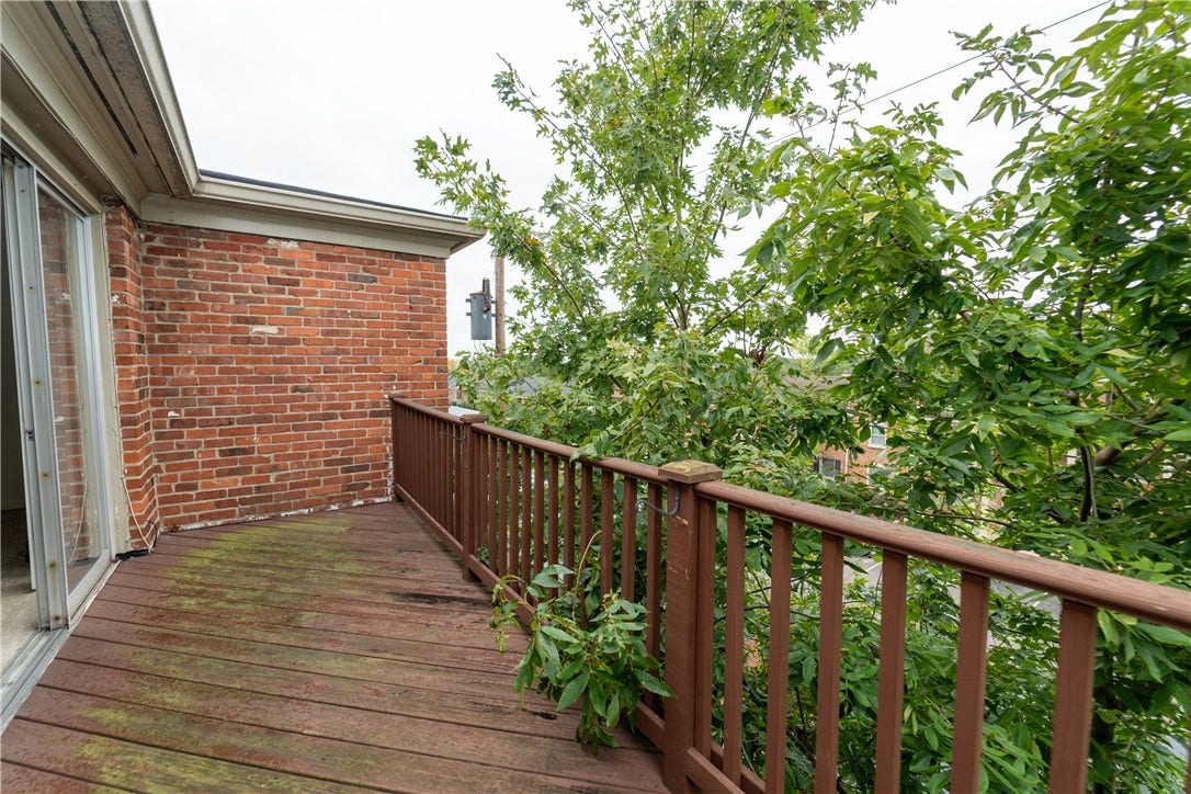 646 Robinwood Dr, #F, Pittsburgh, PA 15216 646 Robinwood Dr, #F, Pittsburgh, PA 15216