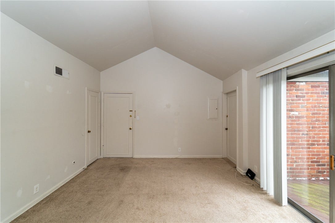 646 Robinwood Dr, #F, Pittsburgh, PA 15216 646 Robinwood Dr, #F, Pittsburgh, PA 15216