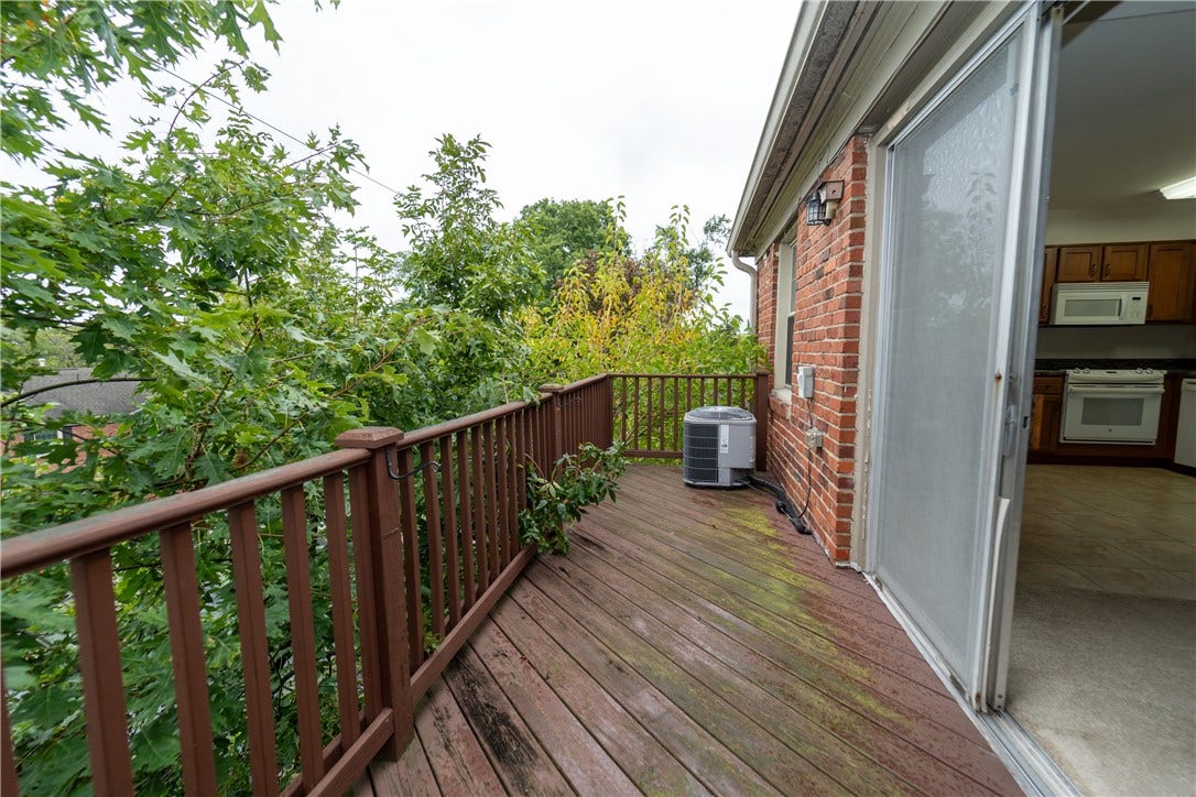 646 Robinwood Dr, #F, Pittsburgh, PA 15216 646 Robinwood Dr, #F, Pittsburgh, PA 15216
