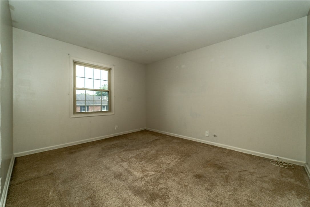 646 Robinwood Dr, #F, Pittsburgh, PA 15216 646 Robinwood Dr, #F, Pittsburgh, PA 15216