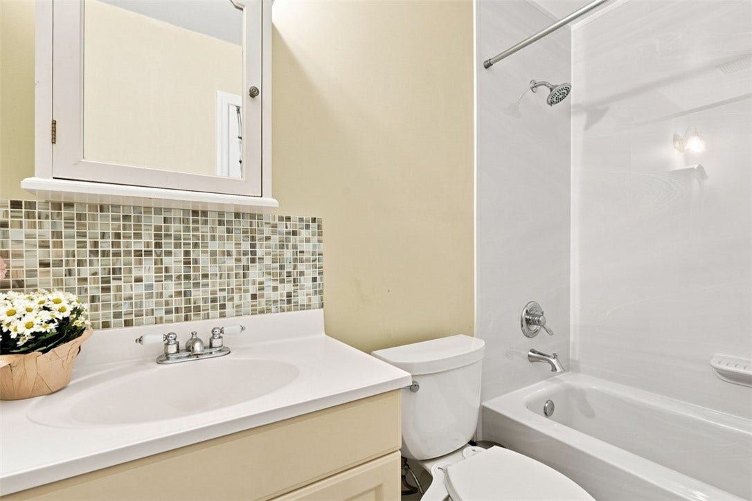 1123 Rial Drive, Bethel Park, PA 15102