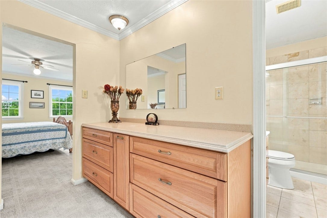 1123 Rial Drive, Bethel Park, PA 15102