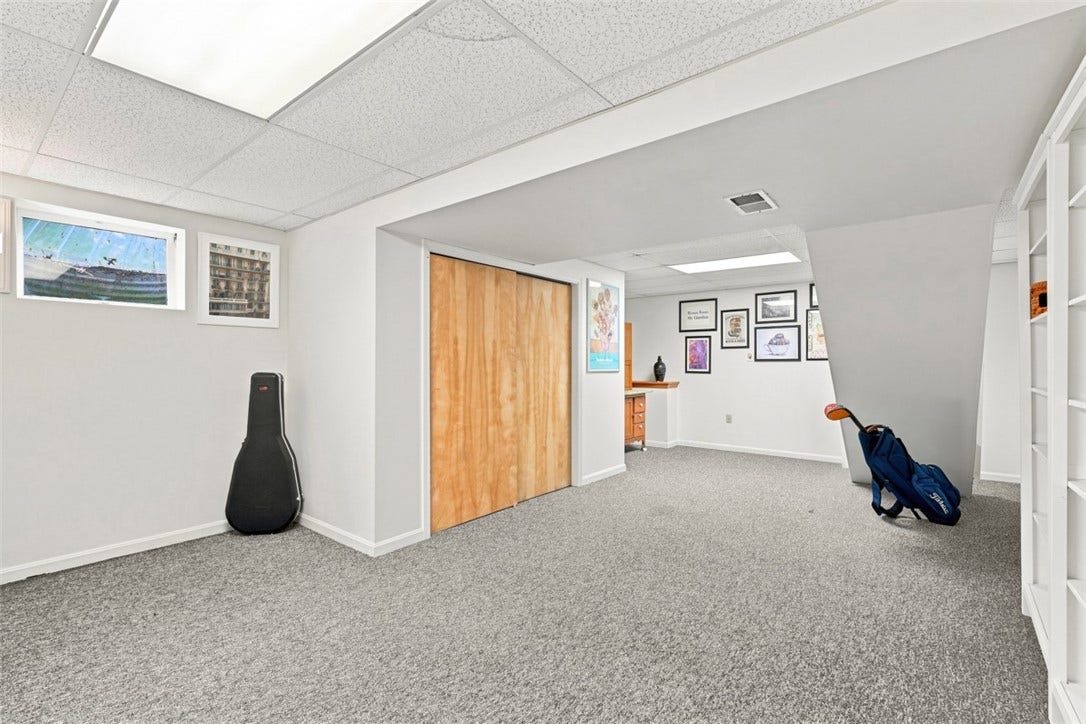 1123 Rial Drive, Bethel Park, PA 15102