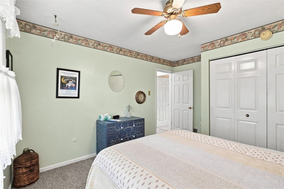 1123 Rial Drive, Bethel Park, PA 15102