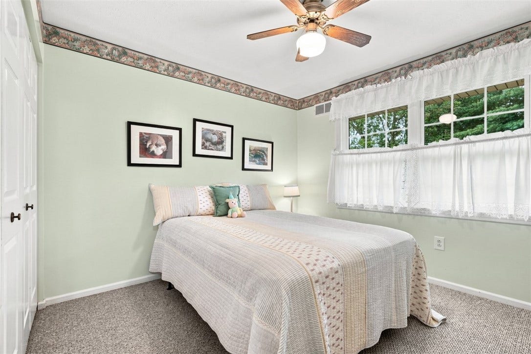 1123 Rial Drive, Bethel Park, PA 15102