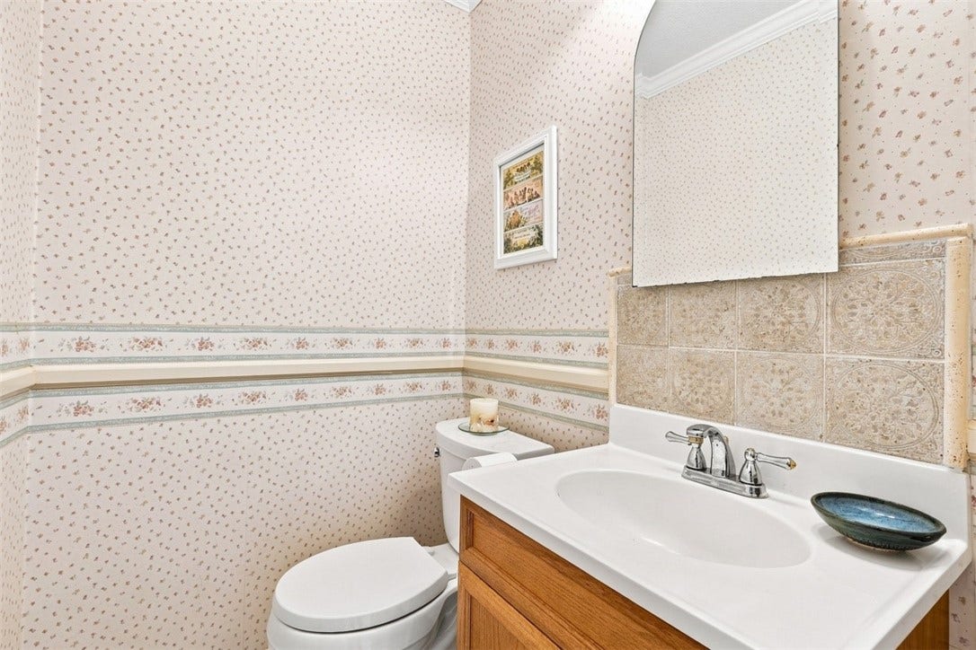 1123 Rial Drive, Bethel Park, PA 15102