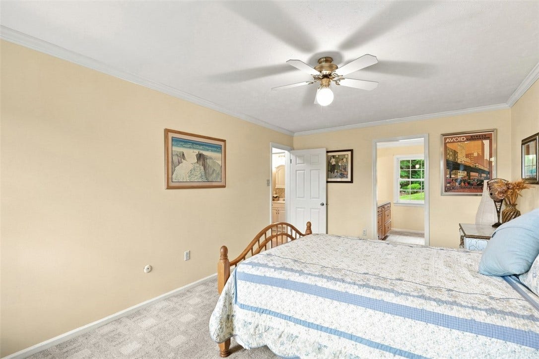 1123 Rial Drive, Bethel Park, PA 15102