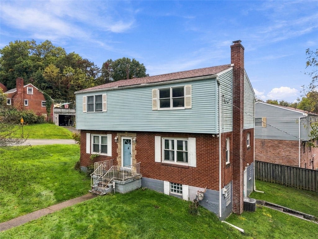 179 Sycamore Dr, Pittsburgh, PA 15235