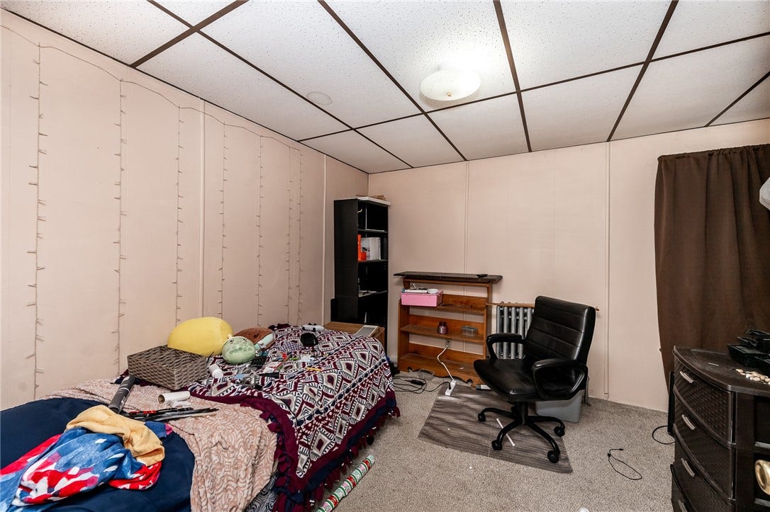 442 E Brown St, Blairsville, PA 15717 442 E Brown St, Blairsville, PA 15717