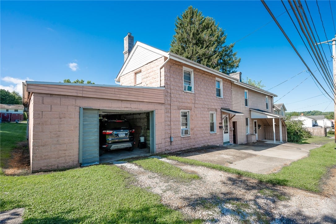 442 E Brown St, Blairsville, PA 15717 442 E Brown St, Blairsville, PA 15717