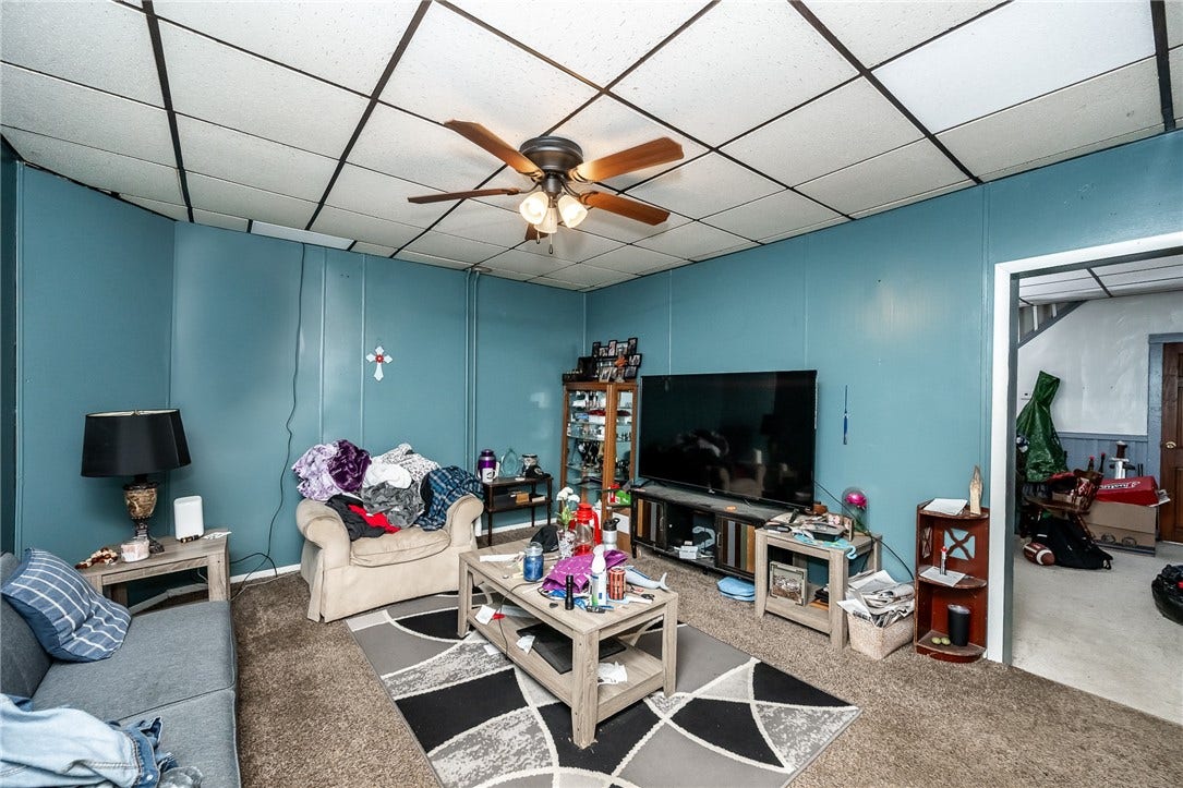 442 E Brown St, Blairsville, PA 15717 442 E Brown St, Blairsville, PA 15717