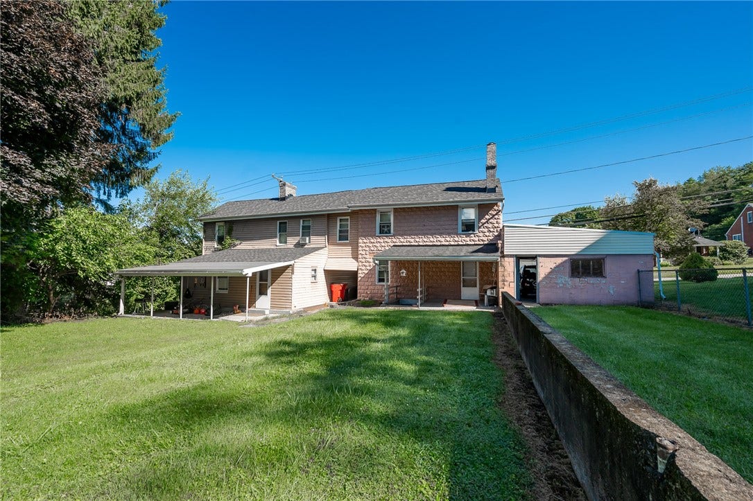 442 E Brown St, Blairsville, PA 15717 442 E Brown St, Blairsville, PA 15717