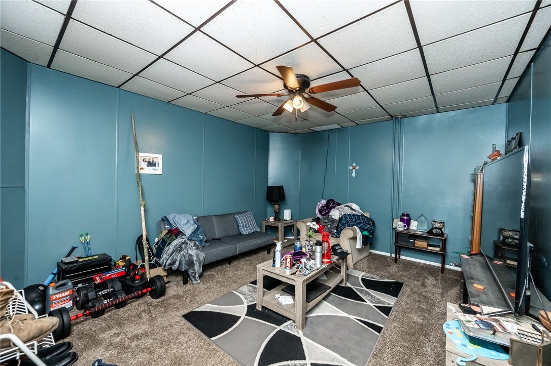 442 E Brown St, Blairsville, PA 15717 442 E Brown St, Blairsville, PA 15717