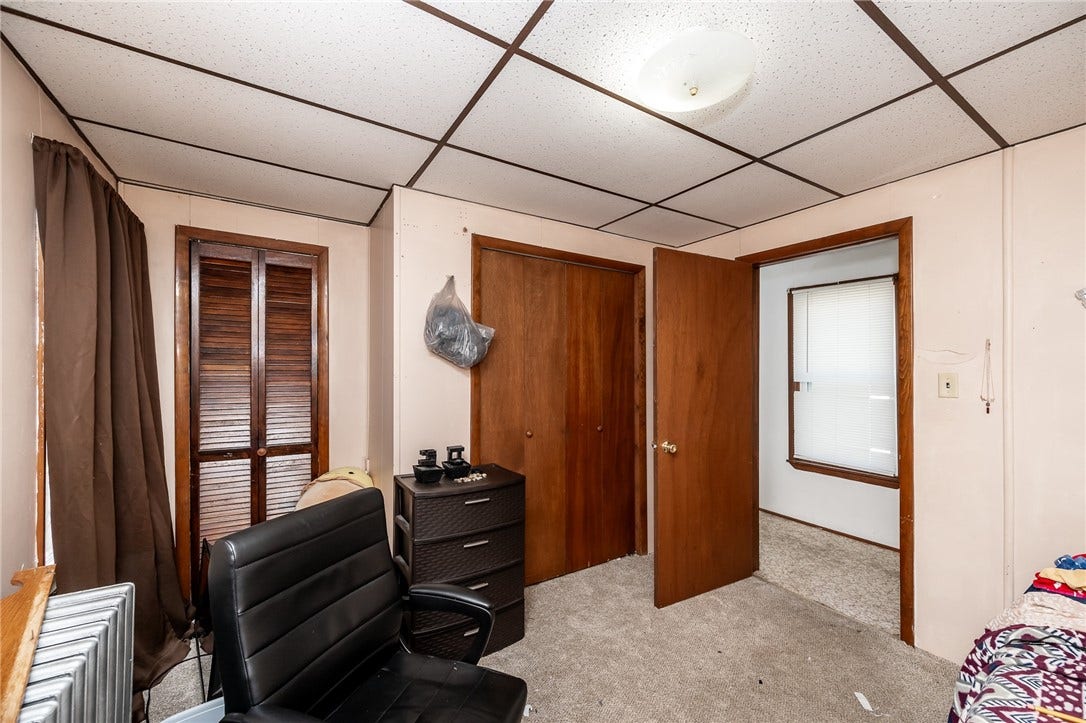442 E Brown St, Blairsville, PA 15717 442 E Brown St, Blairsville, PA 15717
