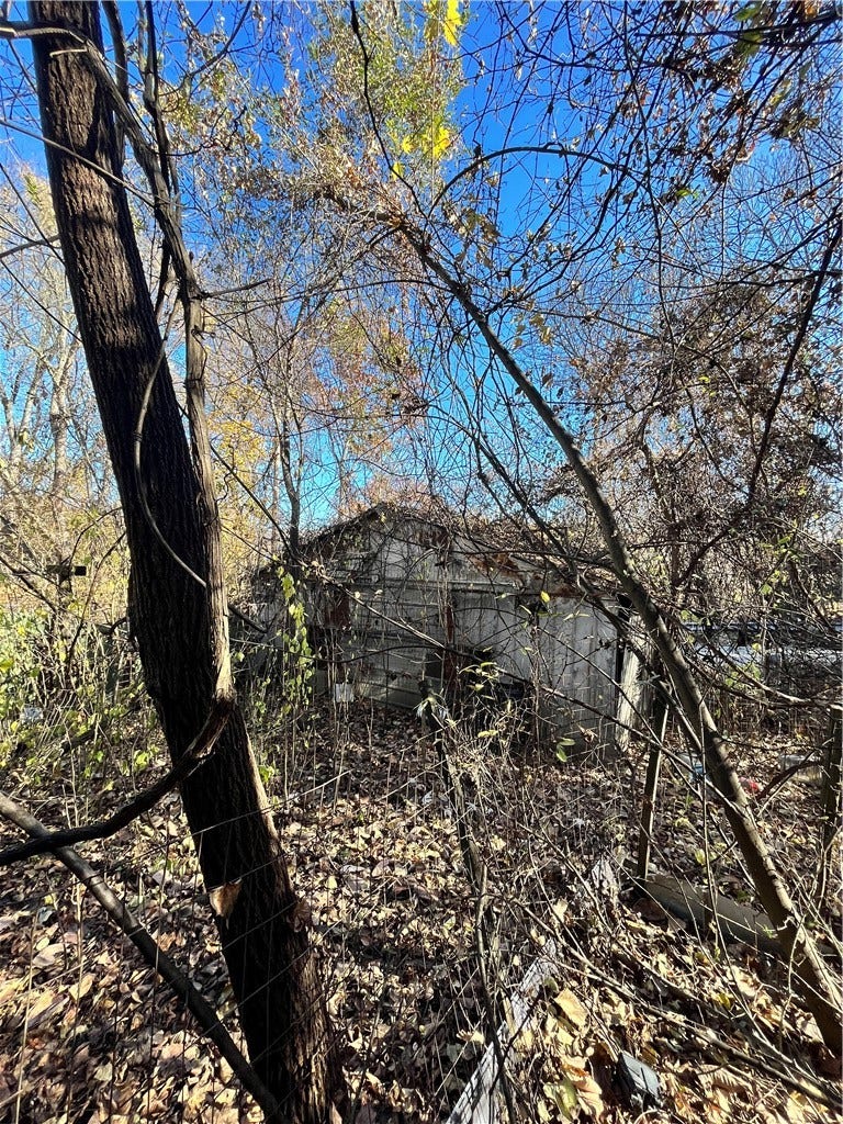 852 Inwood St, Pittsburgh, PA 15208 852 Inwood St, Pittsburgh, PA 15208