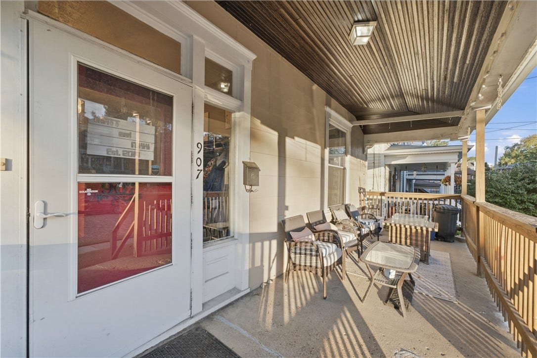 907 Malvern Rd, Pittsburgh, PA 15202 Front Porch