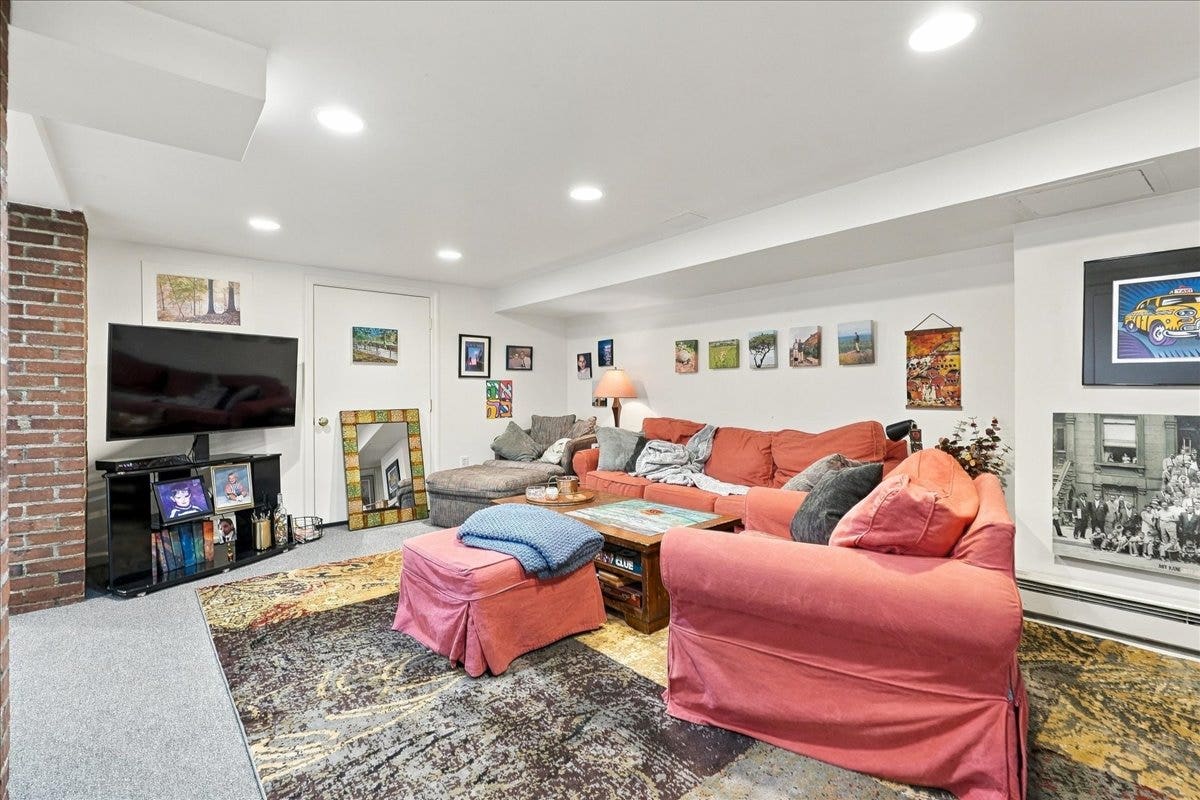 1305 Malvern, Pittsburgh, PA 15217