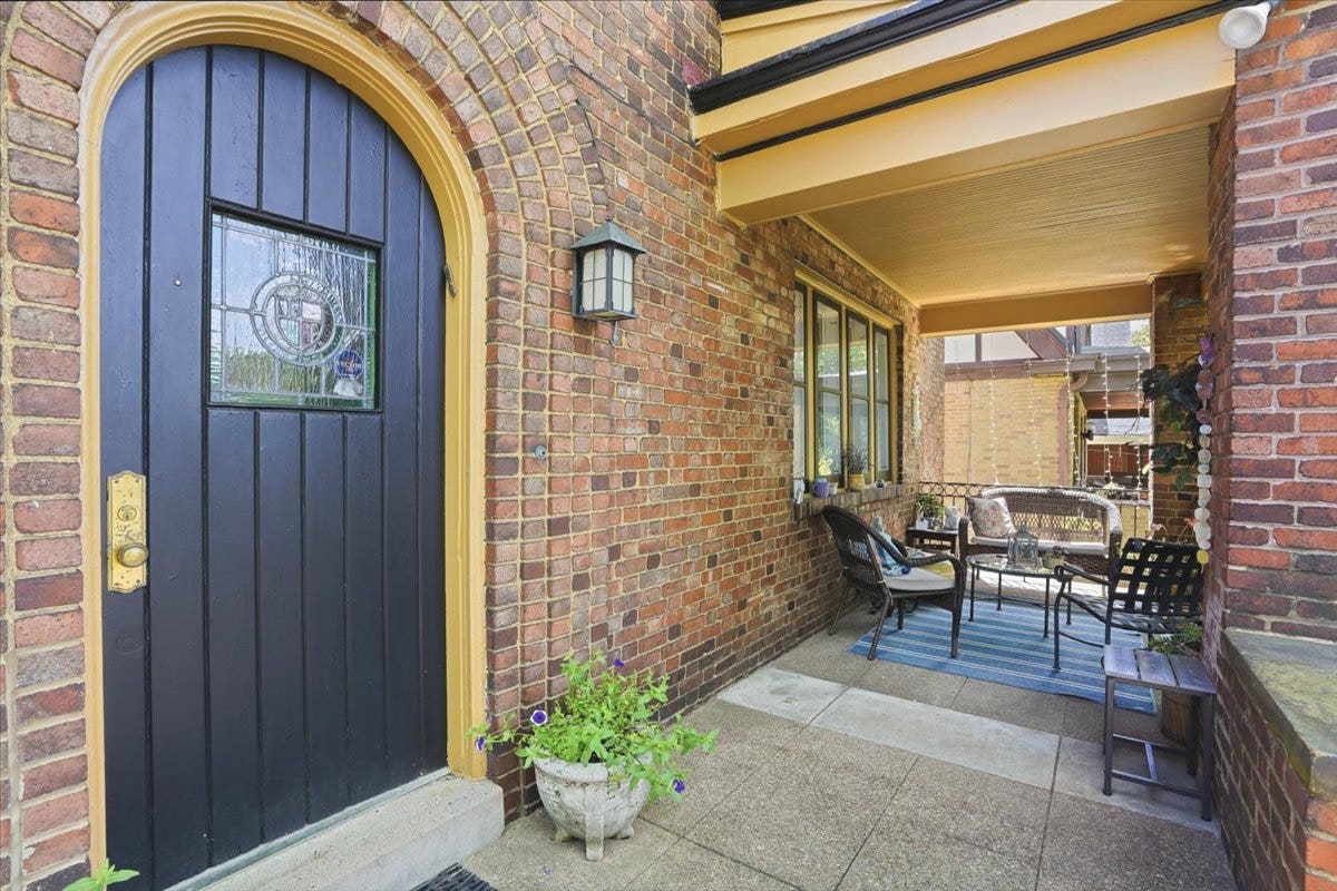 1305 Malvern, Pittsburgh, PA 15217