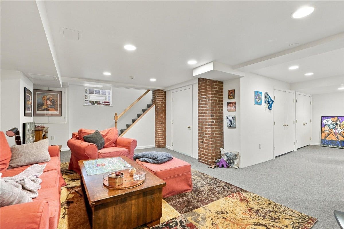 1305 Malvern, Pittsburgh, PA 15217