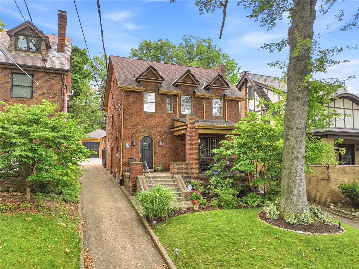 1305 Malvern, Pittsburgh, PA 15217