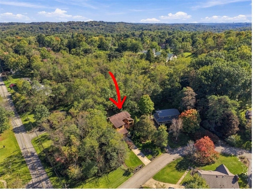 4282 Forest Glen Dr, Allison Park, PA 15101 Conveniently located in Hampton Township just off of Mt Royal Blvd.