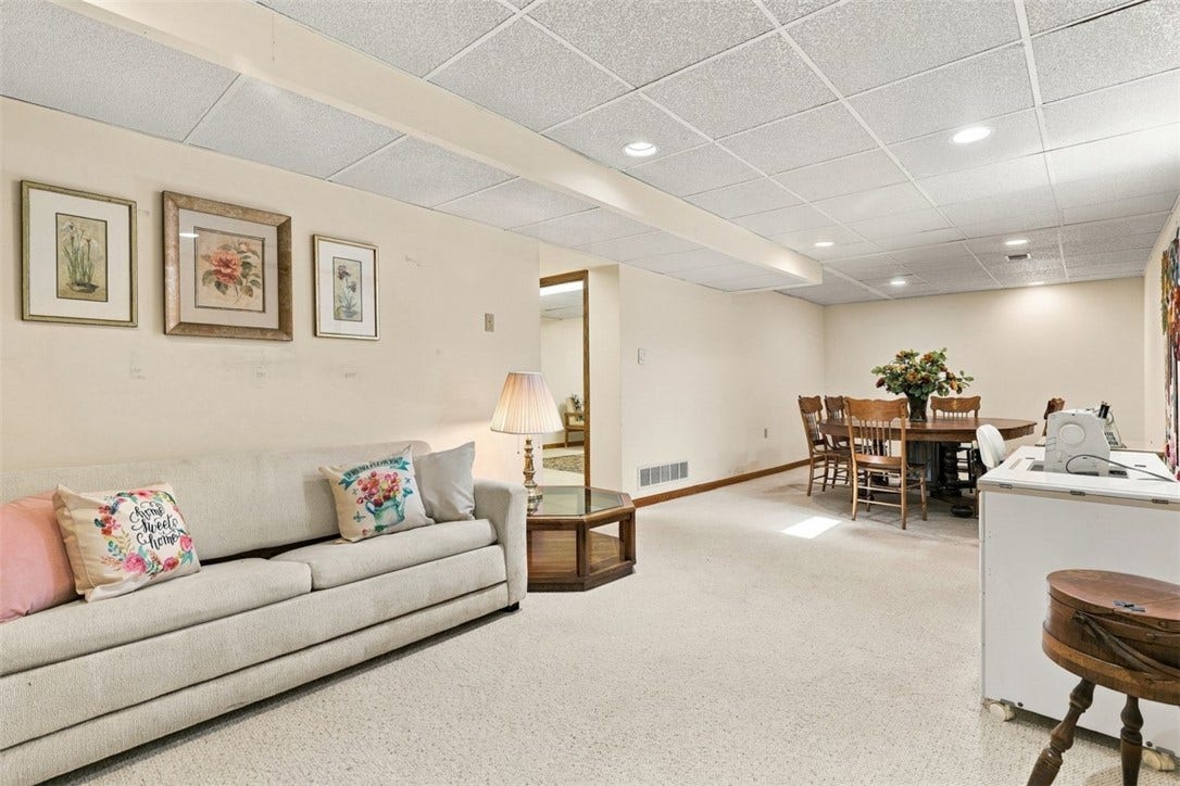 4282 Forest Glen Dr, Allison Park, PA 15101 There is a large game room area that was used as a sewing/craft room.