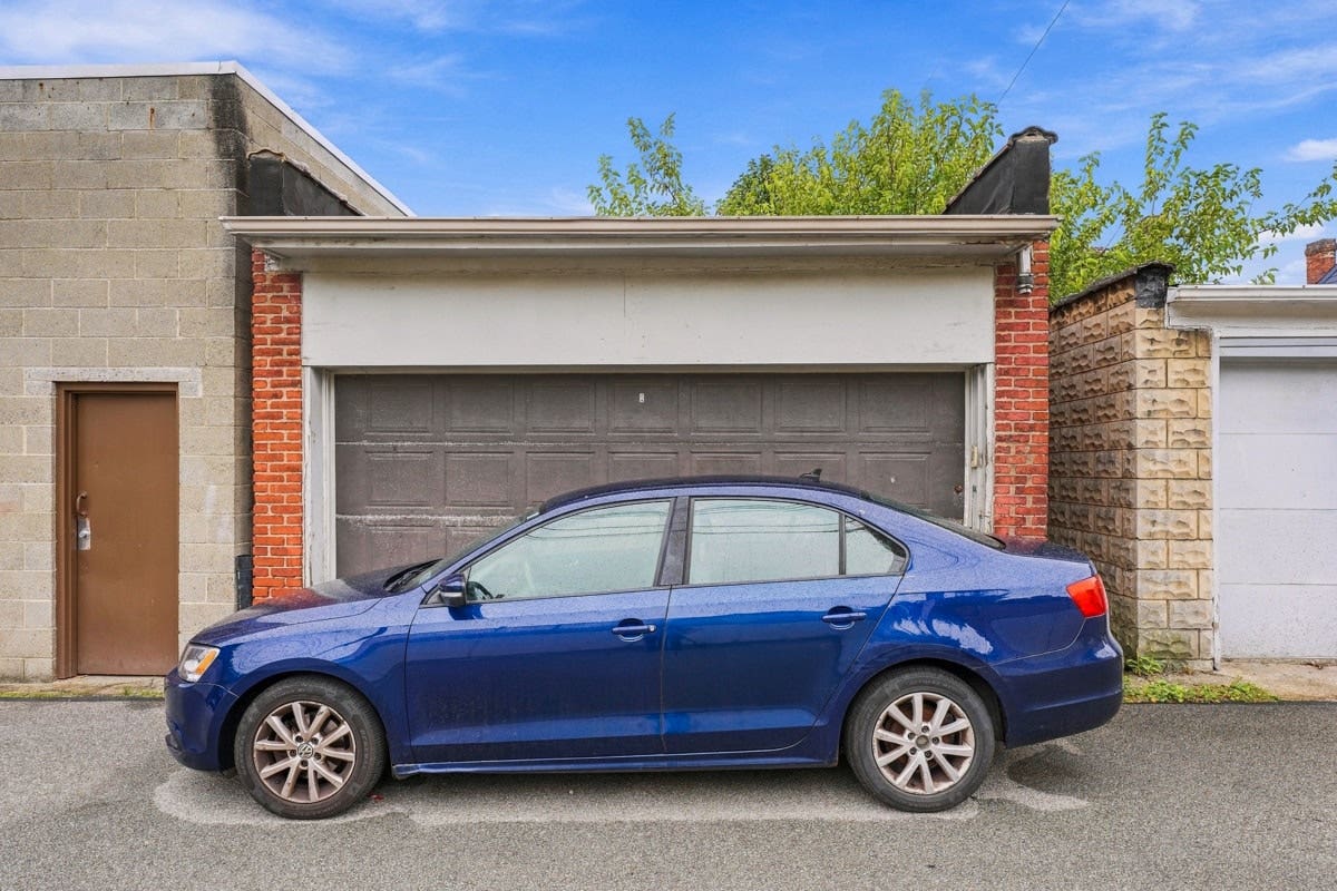 4911 Sciota Street, Pittsburgh, PA 15224 Two Car Detached garage