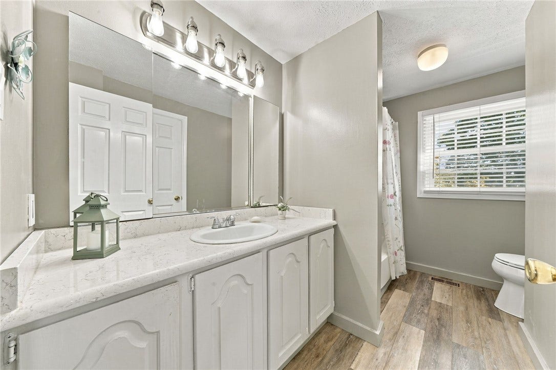 140 Slatewood Ct, Bethel Park, PA 15102 140 Slatewood Ct, Bethel Park, PA 15102