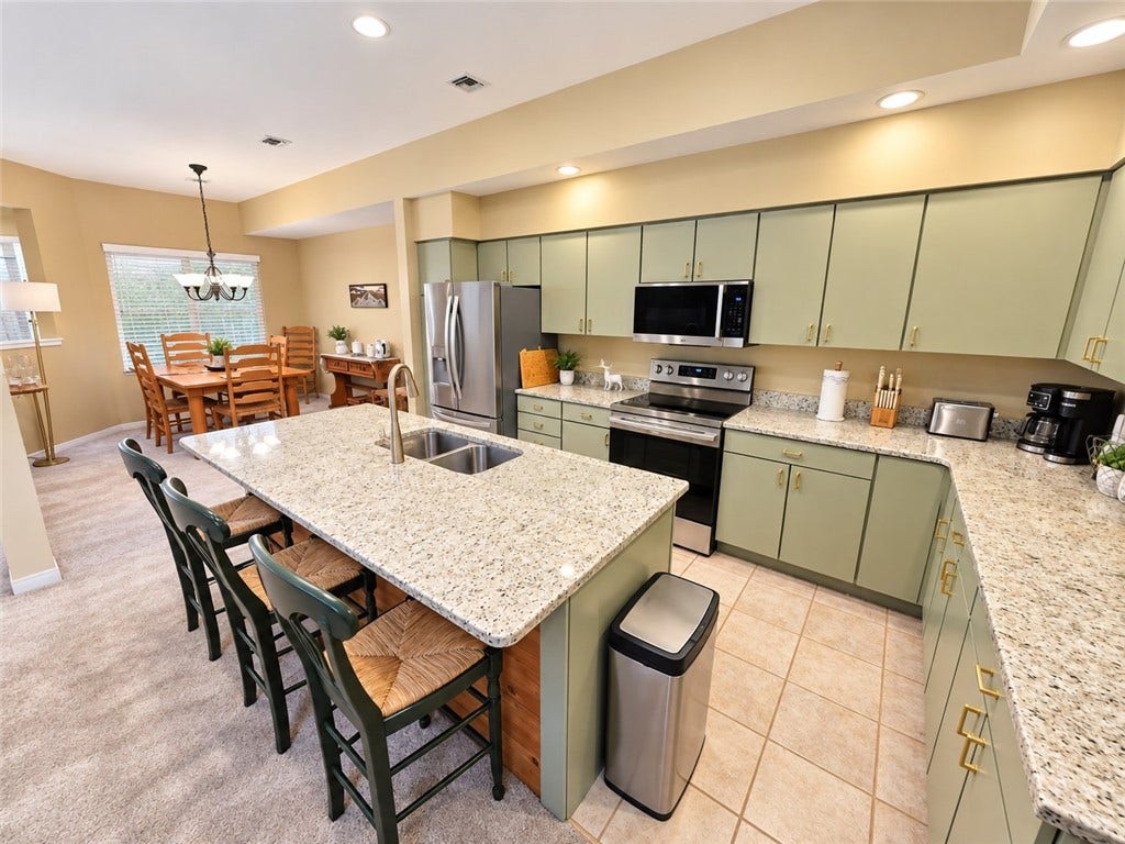 9064 Aspen Dr, Champion, PA 15622 9064 Aspen Dr, Champion, PA 15622