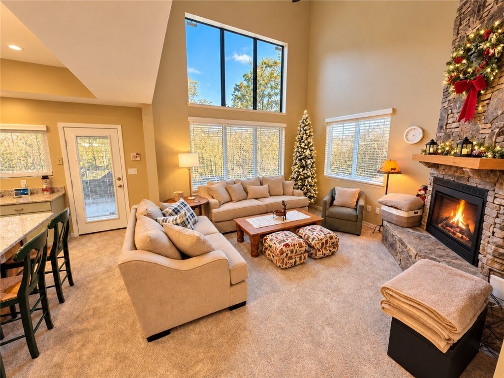 9064 Aspen Dr, Champion, PA 15622 9064 Aspen Dr, Champion, PA 15622