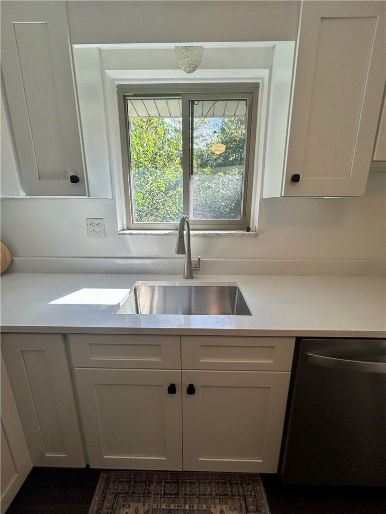 3037 Greenwald Rd, Bethel Park, PA 15102
