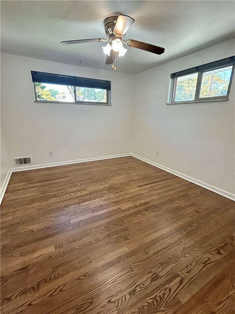 3037 Greenwald Rd, Bethel Park, PA 15102