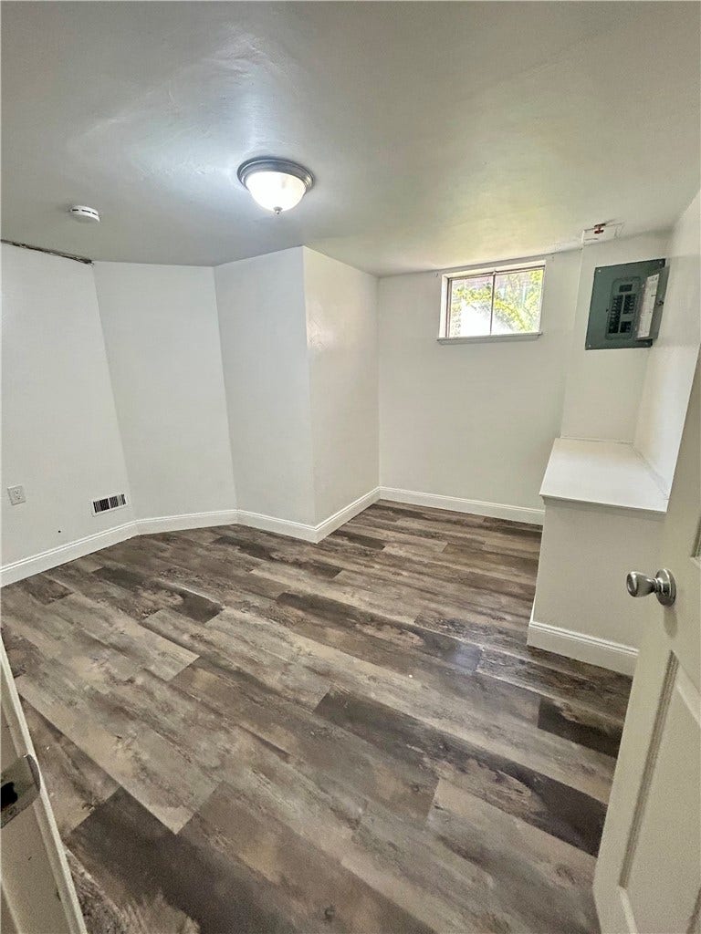 3037 Greenwald Rd, Bethel Park, PA 15102