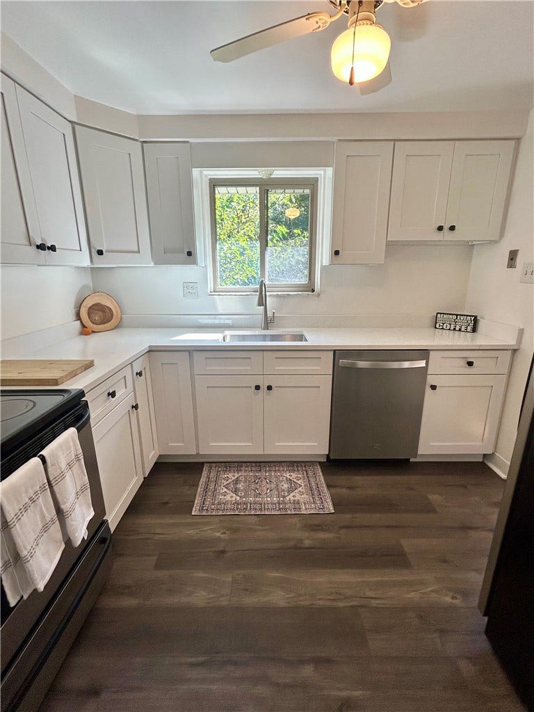 3037 Greenwald Rd, Bethel Park, PA 15102
