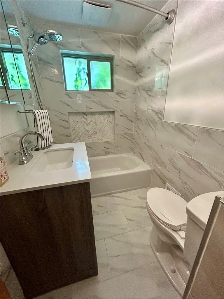 3037 Greenwald Rd, Bethel Park, PA 15102