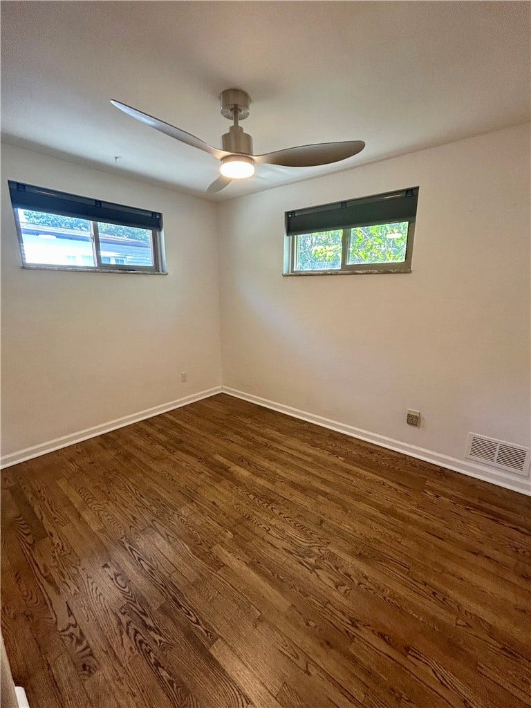 3037 Greenwald Rd, Bethel Park, PA 15102