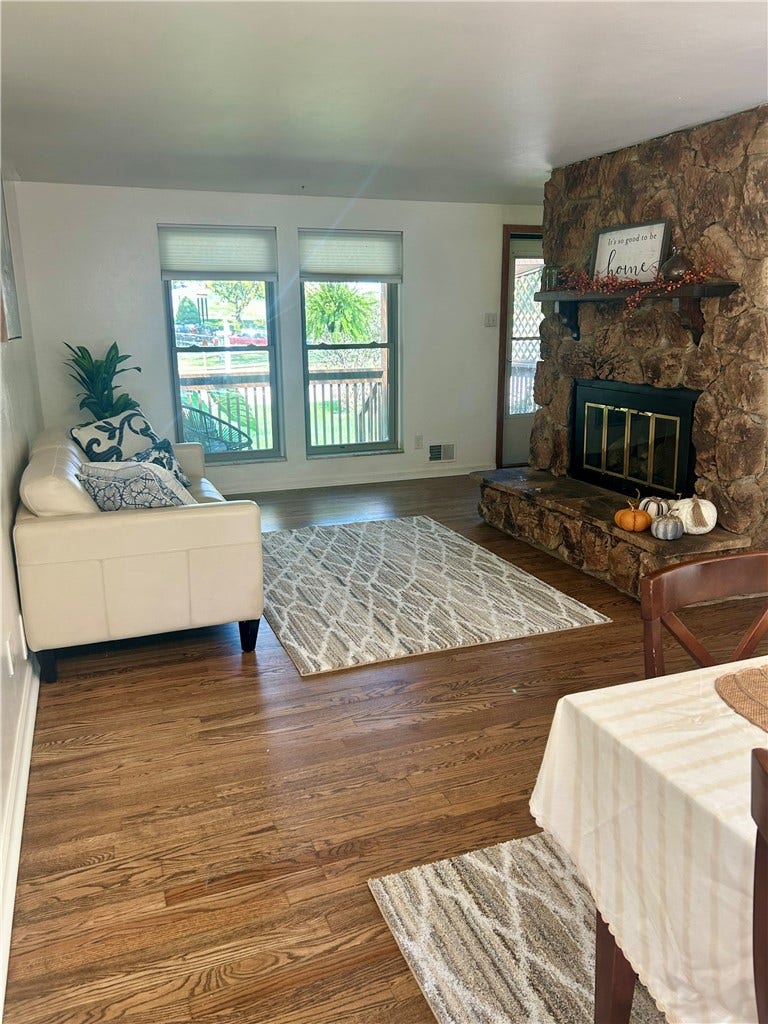 3037 Greenwald Rd, Bethel Park, PA 15102