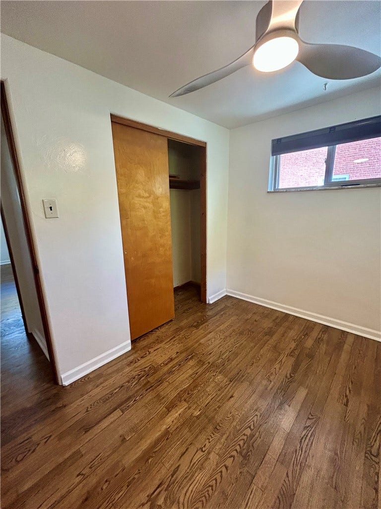 3037 Greenwald Rd, Bethel Park, PA 15102